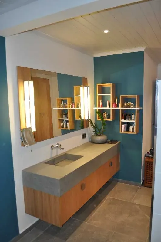 salle de bain bleu